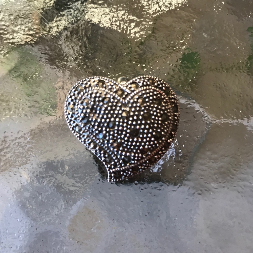 Heart Pendant - Picture 7 of 8